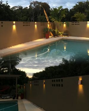 LED CUBE WALL LIGHT UP & DOWN – STAINLESS STEEL